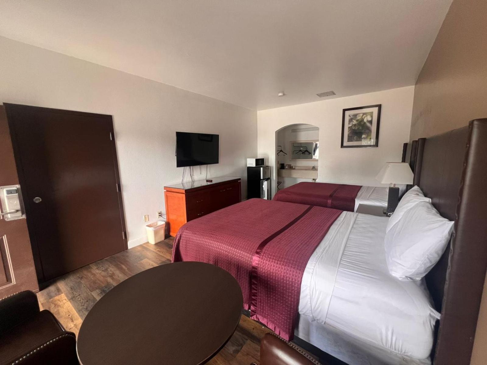 Budget Inn By Oyo San Augustine Экстерьер фото